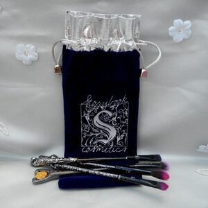 EUC STORYBOOK COSMETICS - 4 WIZARD WANDS w/Bag